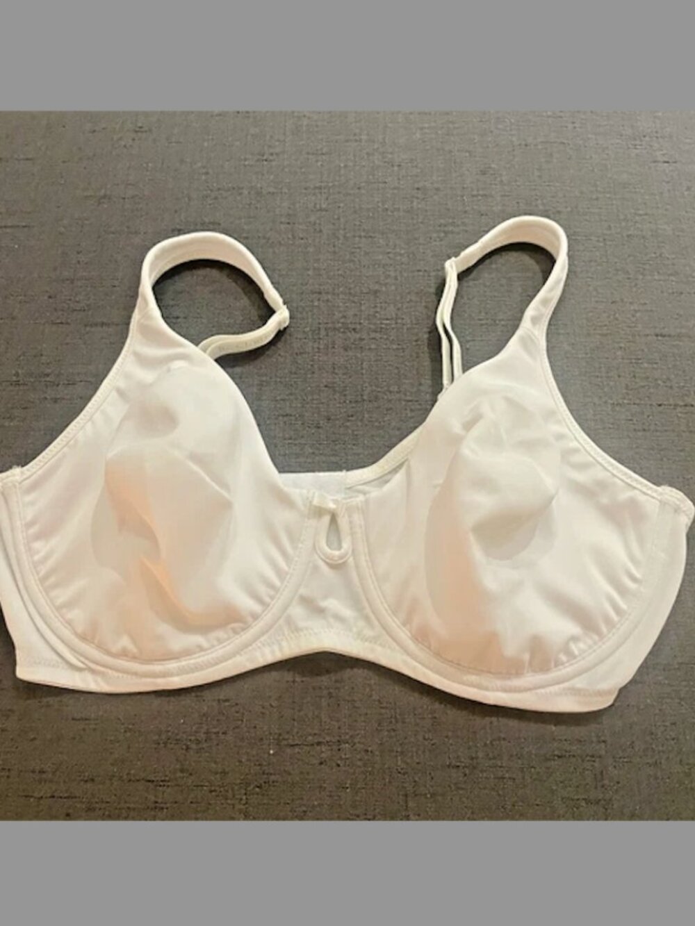 Liz Claiborne White Bra SZ 36D